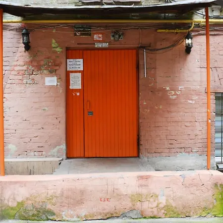 Kreschatik Hostel